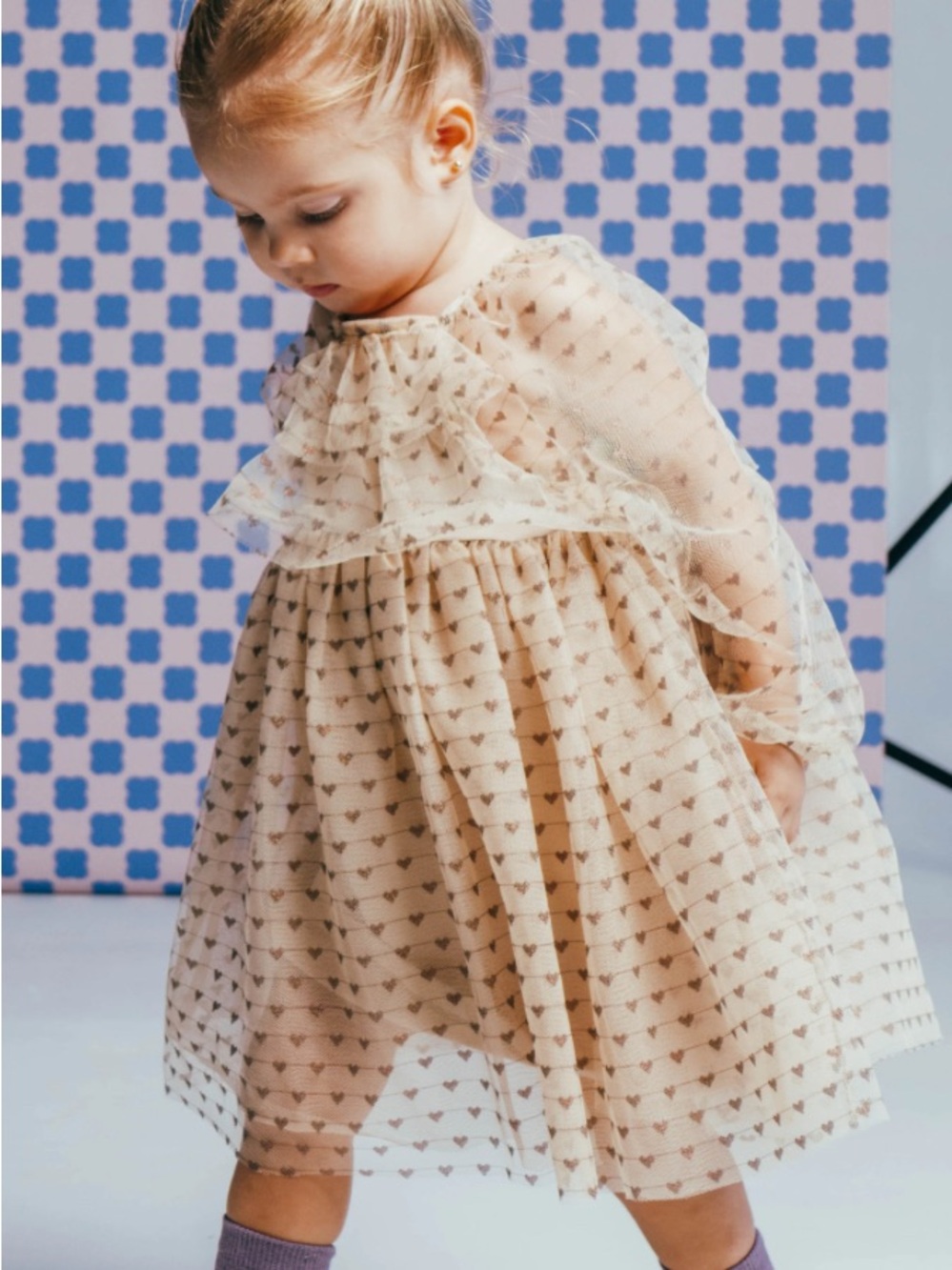 Zara Girls Beige Dress with Dark Heart Print and Ruffles - size 2 years
